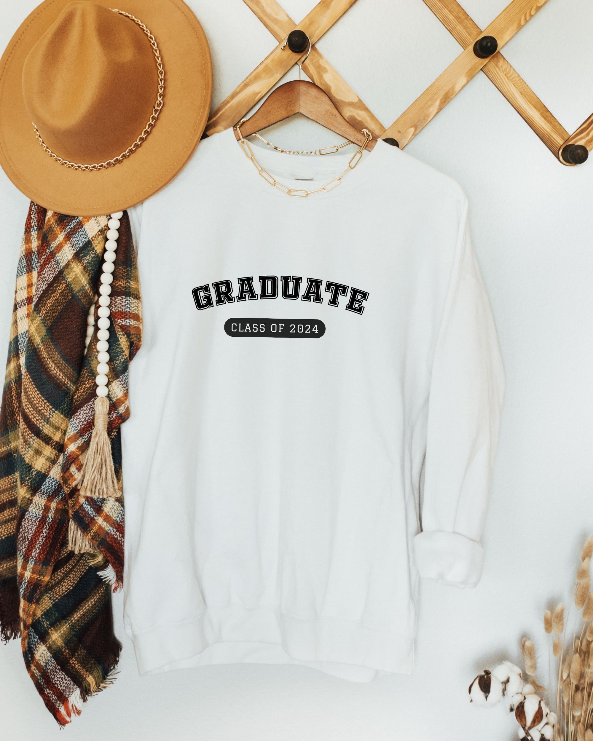 White Crewneck  Sweater Graduate Class of 2024